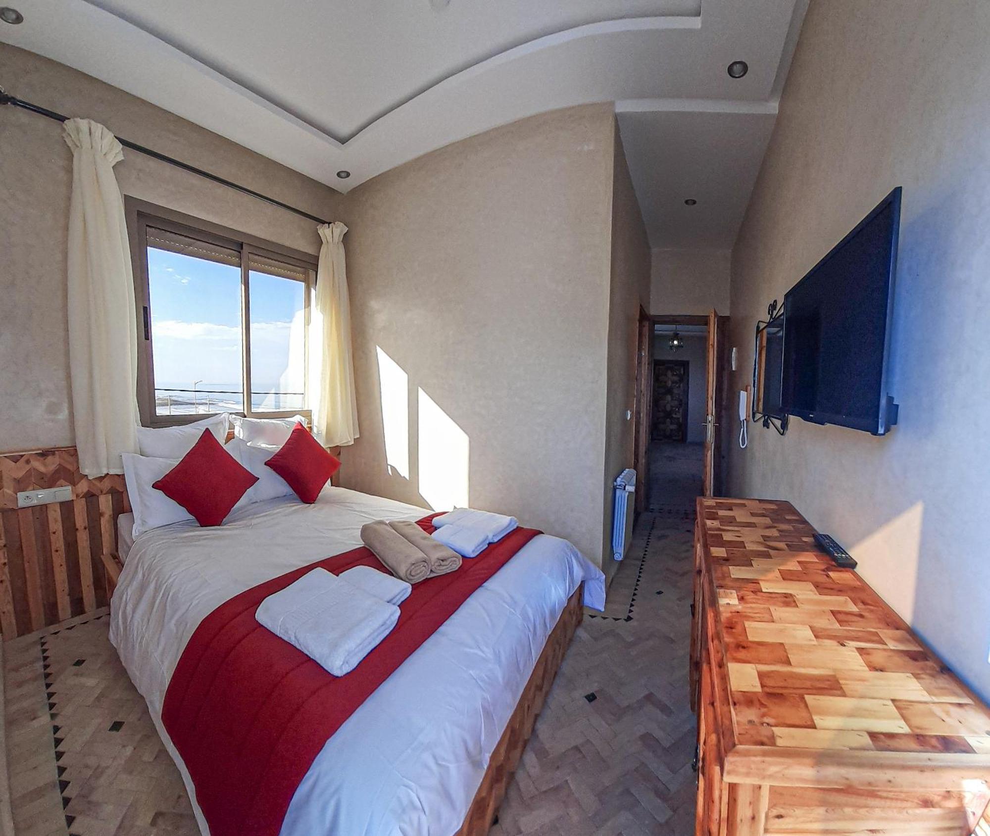 Отель Imsouane Wood House Экстерьер фото